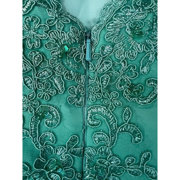 Lavetir Gown Dress Women's 18 Plus Green Floral Maxi Jewel Neck Sleeveless New - Picture 8 of 16